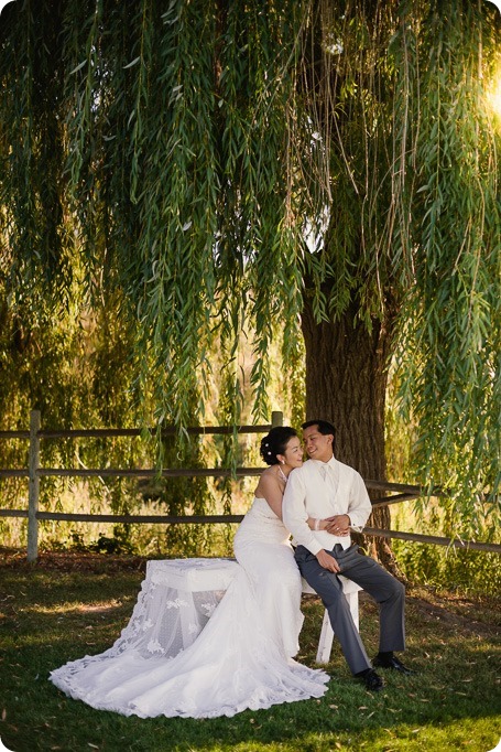 Traditional-Chinese-Tea-Ceremony-Summerhill-wedding-Kelowna-photographer_141_by-Kevin-Trowbridge