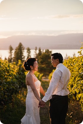 Traditional-Chinese-Tea-Ceremony-Summerhill-wedding-Kelowna-photographer_181_by-Kevin-Trowbridge