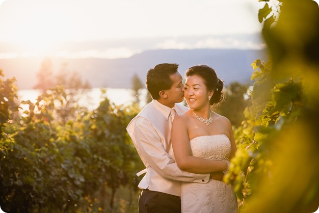 Traditional-Chinese-Tea-Ceremony-Summerhill-wedding-Kelowna-photographer_185_by-Kevin-Trowbridge