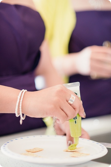 Traditional-Chinese-Tea-Ceremony-Summerhill-wedding-Kelowna-photographer_22_by-Kevin-Trowbridge