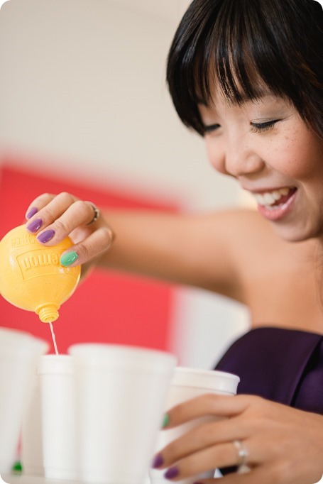 Traditional-Chinese-Tea-Ceremony-Summerhill-wedding-Kelowna-photographer_23_by-Kevin-Trowbridge