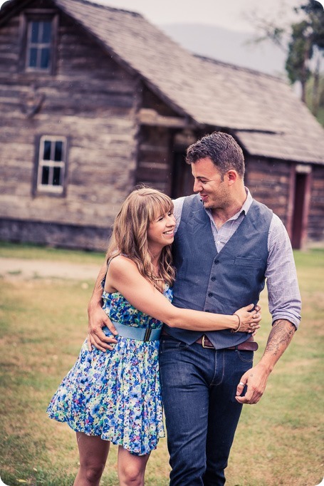 Zombie-engagement-session_walking-dead-attack_father-pandosy_Kelowna-photographer_01_by-Kevin-Trowbridge