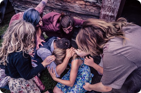 Zombie-engagement-session_walking-dead-attack_father-pandosy_Kelowna-photographer_114_by-Kevin-Trowbridge