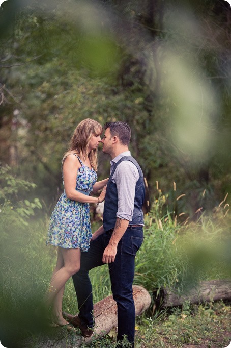 Zombie-engagement-session_walking-dead-attack_father-pandosy_Kelowna-photographer_46_by-Kevin-Trowbridge