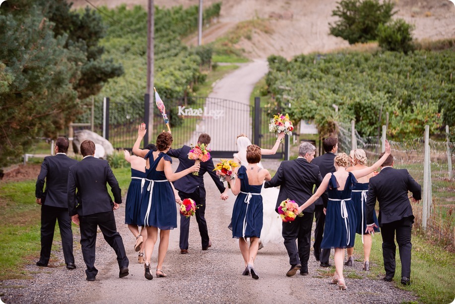 Kaleden-wedding_Linden-Gardens_vineyards-Okanagan-photographer_143839_by-Kevin-Trowbridge