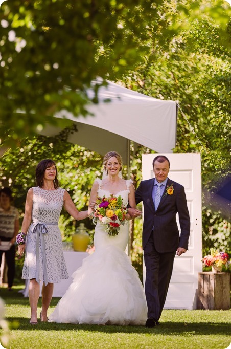 Kaleden-wedding_Linden-Gardens_vineyards-Okanagan-photographer_160615_by-Kevin-Trowbridge-2