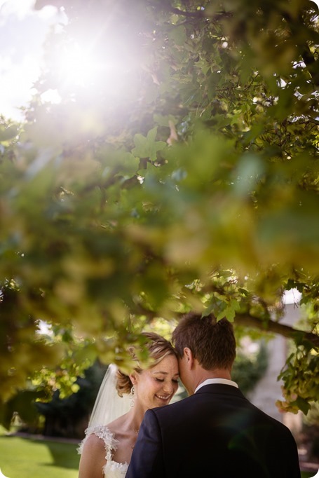 Kaleden-wedding_Linden-Gardens_vineyards-Okanagan-photographer__132012_by-Kevin-Trowbridge