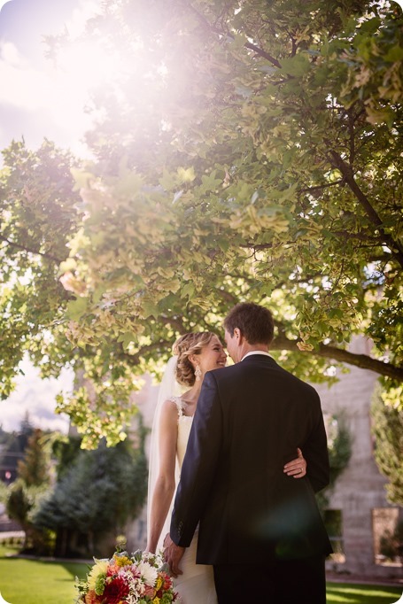 Kaleden-wedding_Linden-Gardens_vineyards-Okanagan-photographer__132030_by-Kevin-Trowbridge