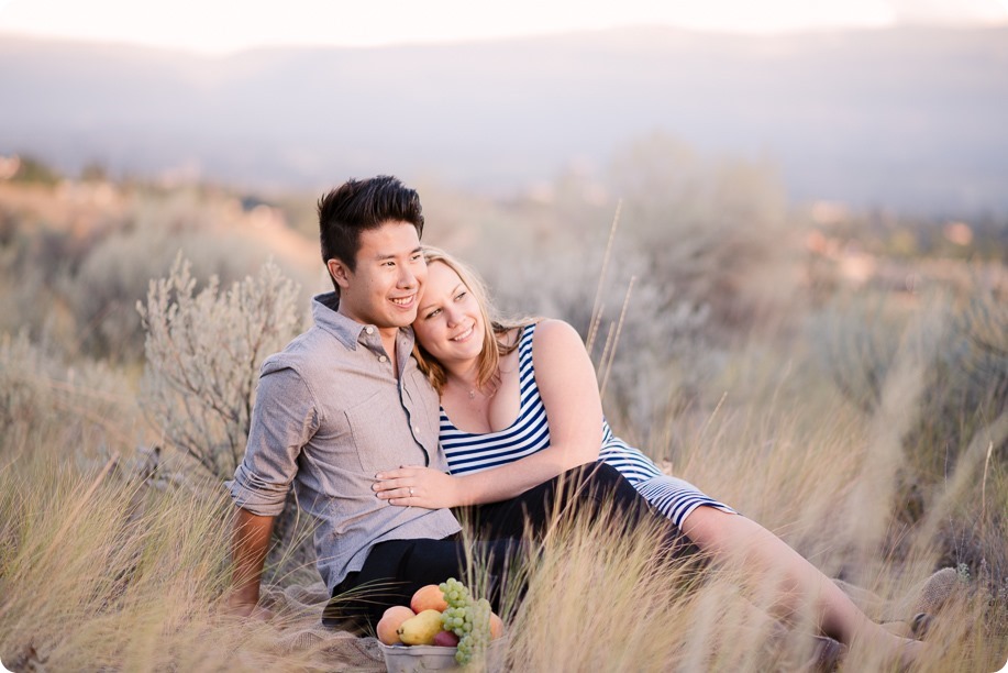 Kelowna-engagement-session_coffee-Knox-Mountain-cruiser-bikes_Okanagan-photographer_106_by-Kevin-Trowbridge