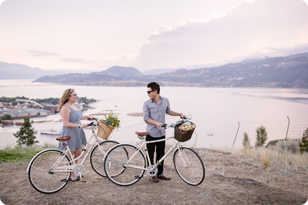 Kelowna-engagement-session_coffee-Knox-Mountain-cruiser-bikes_Okanagan-photographer_63_by-Kevin-Trowbridge