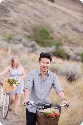 Kelowna-engagement-session_coffee-Knox-Mountain-cruiser-bikes_Okanagan-photographer_80_by-Kevin-Trowbridge