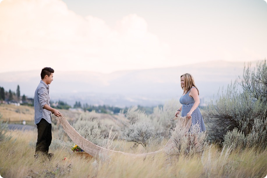 Kelowna-engagement-session_coffee-Knox-Mountain-cruiser-bikes_Okanagan-photographer_97_by-Kevin-Trowbridge