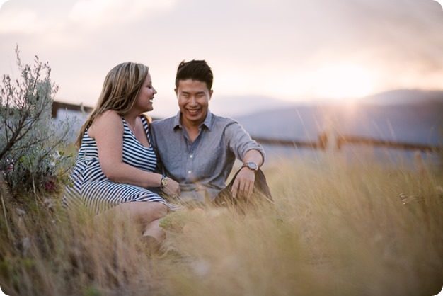 Kelowna-engagement-session_coffee-Knox-Mountain-cruiser-bikes_Okanagan-photographer_99_by-Kevin-Trowbridge