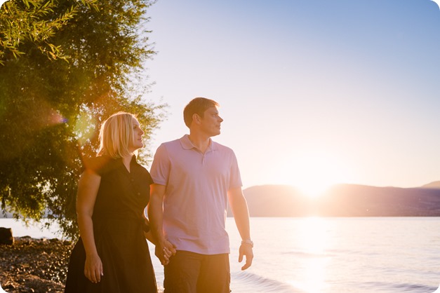 Kelowna-engagement-session_lake-dog-portraits_Okanagan-photographer_104_by-Kevin-Trowbridge