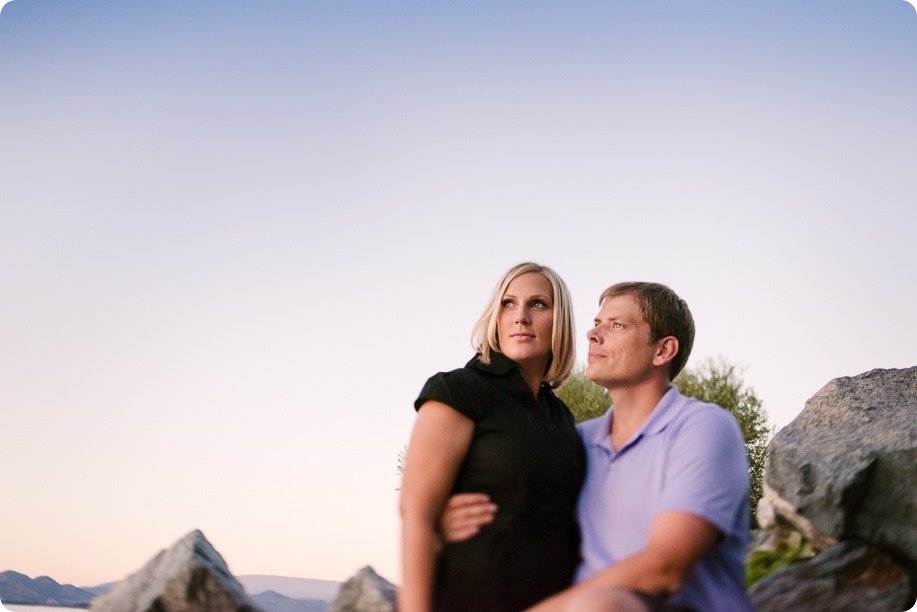 Kelowna-engagement-session_lake-dog-portraits_Okanagan-photographer_120_by-Kevin-Trowbridge