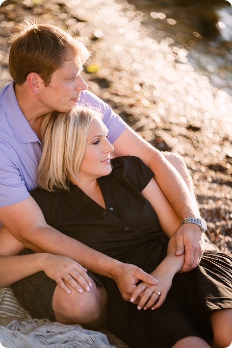 Kelowna-engagement-session_lake-dog-portraits_Okanagan-photographer_63_by-Kevin-Trowbridge