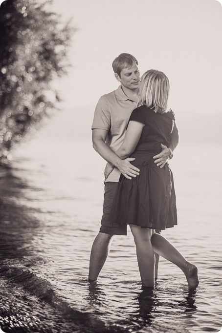 Kelowna-engagement-session_lake-dog-portraits_Okanagan-photographer_92_by-Kevin-Trowbridge