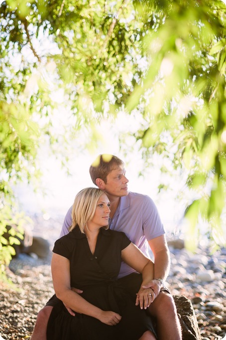 Kelowna-engagement-session_lake-dog-portraits_Okanagan-photographer_97_by-Kevin-Trowbridge