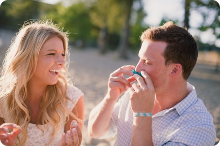 Kelowna-wedding-photographer_Okanagan engagement session_Kal beach_44327_by-Kevin-Trowbridge