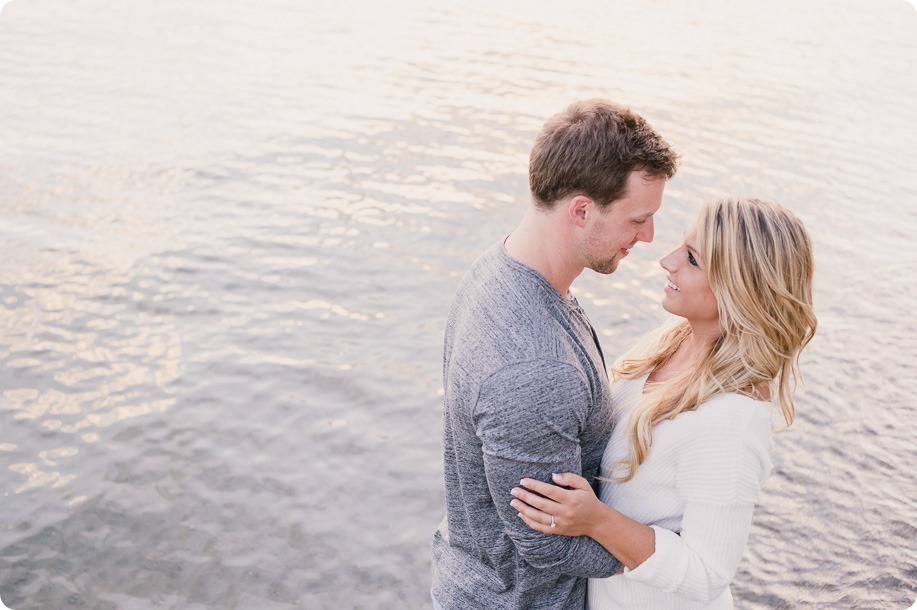 Kelowna-wedding-photographer_Okanagan engagement session_Kal beach_44424_by-Kevin-Trowbridge