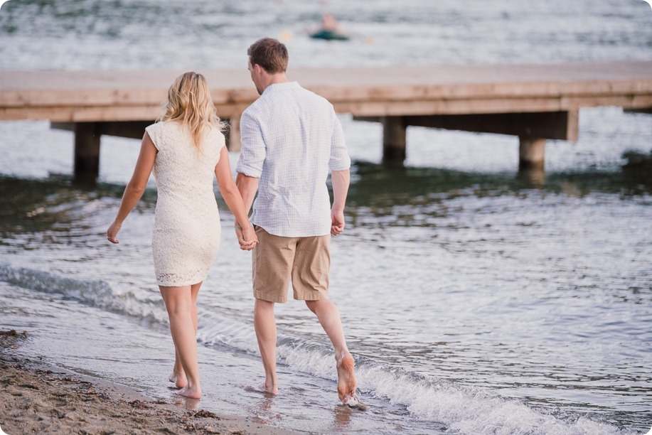 Kelowna-wedding-photographer_Okanagan engagement session_Kal beach_88591_by-Kevin-Trowbridge