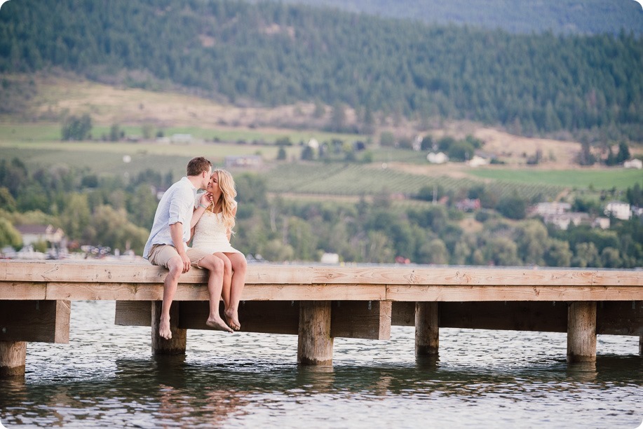 Kelowna-wedding-photographer_Okanagan engagement session_Kal beach_88606_by-Kevin-Trowbridge