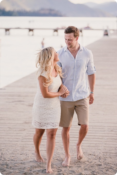 Kelowna-wedding-photographer_Okanagan engagement session_Kal beach_88707_by-Kevin-Trowbridge