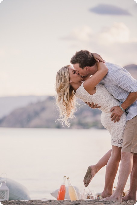 Kelowna-wedding-photographer_Okanagan engagement session_Kal beach_88764_by-Kevin-Trowbridge