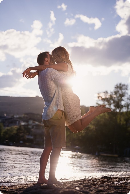 Kelowna-wedding-photographer_Okanagan engagement session_Kal beach_88893_by-Kevin-Trowbridge