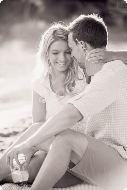 Kelowna-wedding-photographer_Okanagan engagement session_Kal beach_88976_by-Kevin-Trowbridge