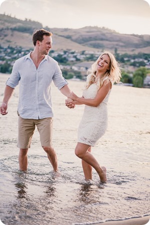 Kelowna-wedding-photographer_Okanagan engagement session_Kal beach_89106_by-Kevin-Trowbridge