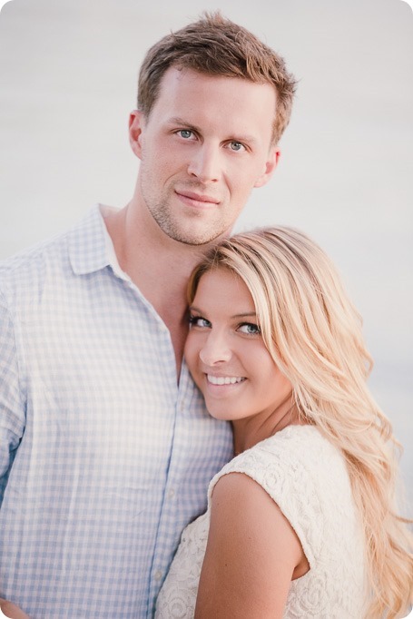 Kelowna-wedding-photographer_Okanagan engagement session_Kal beach_89148_by-Kevin-Trowbridge