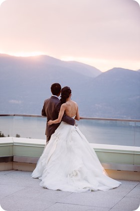 Sparkling-Hill-wedding_glamourous-crystal-decor_Lazaro-bridal-gown_184_by-Kevin-Trowbridge