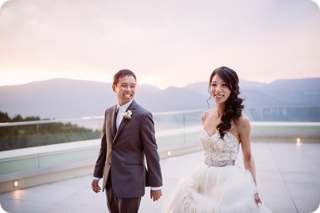 Sparkling-Hill-wedding_glamourous-crystal-decor_Lazaro-bridal-gown_190_by-Kevin-Trowbridge