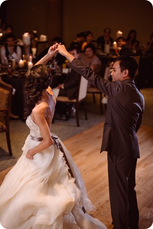 Sparkling-Hill-wedding_glamourous-crystal-decor_Lazaro-bridal-gown_204_by-Kevin-Trowbridge