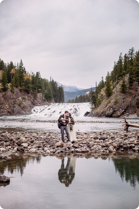 Banff-portraits_moss-forest_Fairmont-bohemian-family-session-newborn_09_by-Kevin-Trowbridge