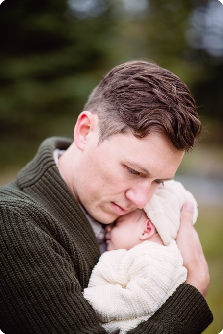 Banff-portraits_moss-forest_Fairmont-bohemian-family-session-newborn_20_by-Kevin-Trowbridge