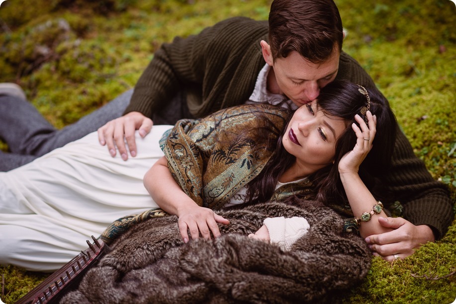 Banff-portraits_moss-forest_Fairmont-bohemian-family-session-newborn_52_by-Kevin-Trowbridge