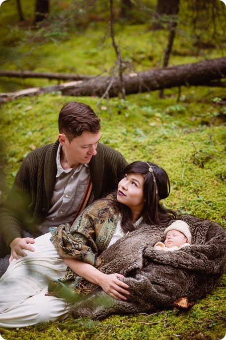 Banff-portraits_moss-forest_Fairmont-bohemian-family-session-newborn_56_by-Kevin-Trowbridge