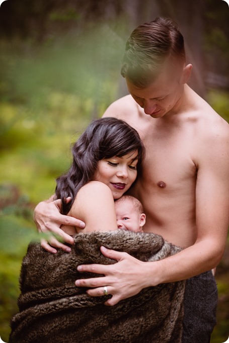 Banff-portraits_moss-forest_Fairmont-bohemian-family-session-newborn_64_by-Kevin-Trowbridge