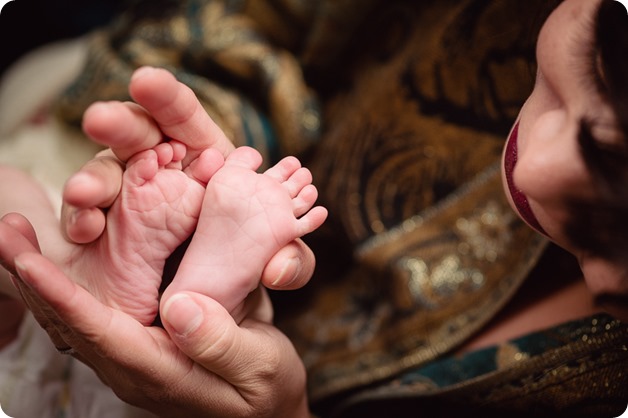 Banff-portraits_moss-forest_Fairmont-bohemian-family-session-newborn_69_by-Kevin-Trowbridge