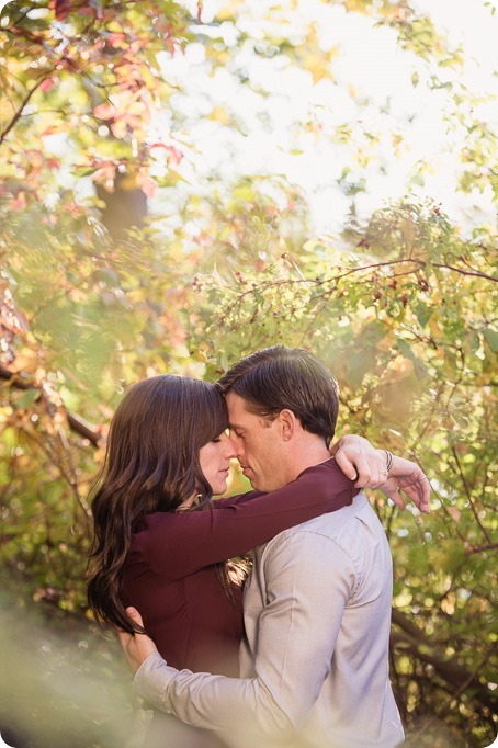 Kelowna-wedding-photographer_Okanagan-engagement-photography-kaloya-park_40362_by-Kevin-Trowbridge