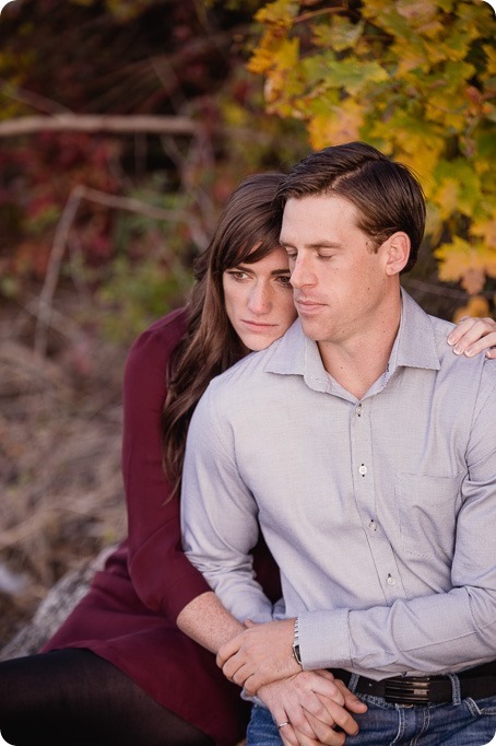 Kelowna-wedding-photographer_Okanagan-engagement-photography-kaloya-park_40577_by-Kevin-Trowbridge