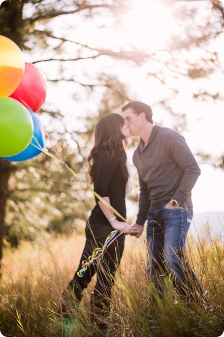 Kelowna-wedding-photographer_Okanagan-engagement-photography-kaloya-park_85593_by-Kevin-Trowbridge