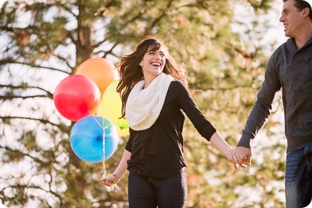 Kelowna-wedding-photographer_Okanagan-engagement-photography-kaloya-park_85682_by-Kevin-Trowbridge