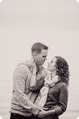 Kelowna-wedding-photographer_Okanagan-engagement-session-Fintry-park__41288_by-Kevin-Trowbridge