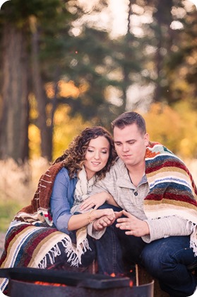 Kelowna-wedding-photographer_Okanagan-engagement-session-Fintry-park__41539_by-Kevin-Trowbridge