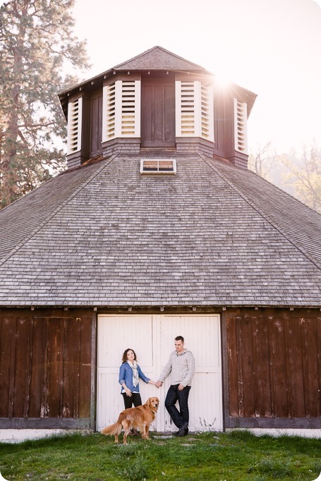 Kelowna-wedding-photographer_Okanagan-engagement-session-Fintry-park__86137_by-Kevin-Trowbridge