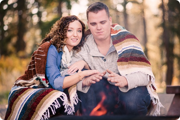 Kelowna-wedding-photographer_Okanagan-engagement-session-Fintry-park__86501_by-Kevin-Trowbridge