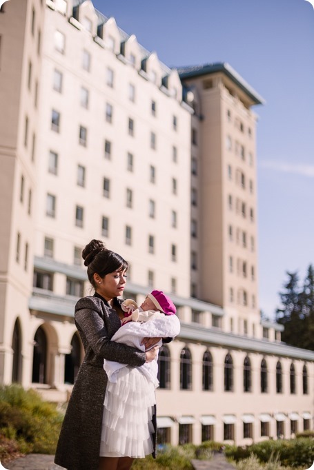 Lake-Loiuse-portraits_Fairmont-family-session-newborn_40_by-Kevin-Trowbridge